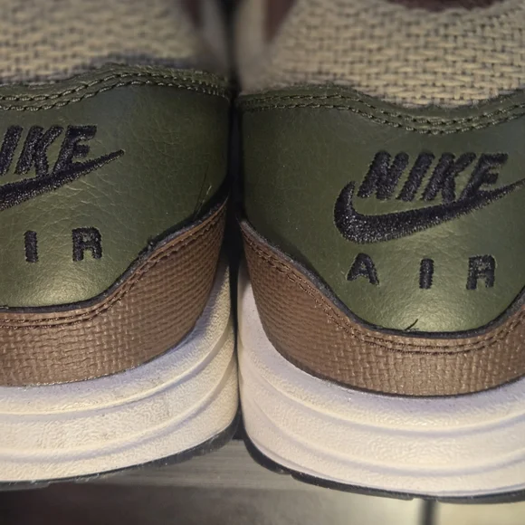 Nike Air Max 1 ESS PRM “Neutral Olive/Cargo Khaki” US Men Size 9.5 RETAIL $250 - Picture 7 of 10